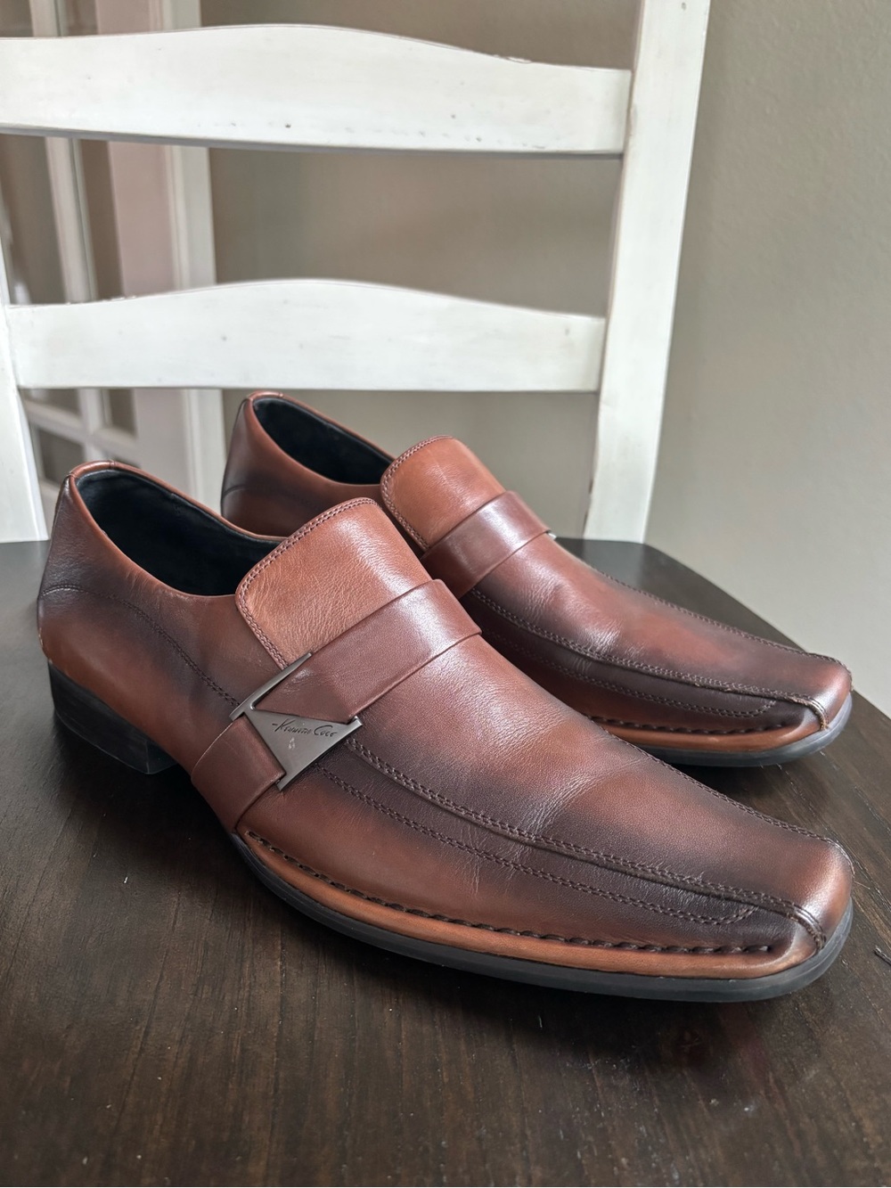 Kenneth Cole Men’s Burnished Brown Leather Slip-On Loafers Size 11